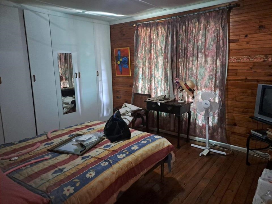 2 Bedroom Property for Sale in Fraaiuitsig Western Cape